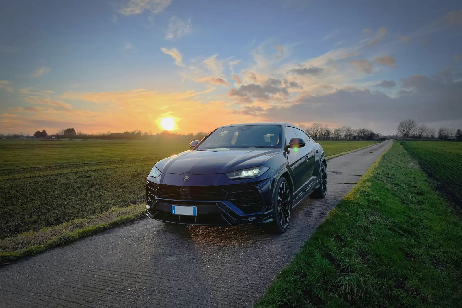 Lamborghini Urus at sunset
